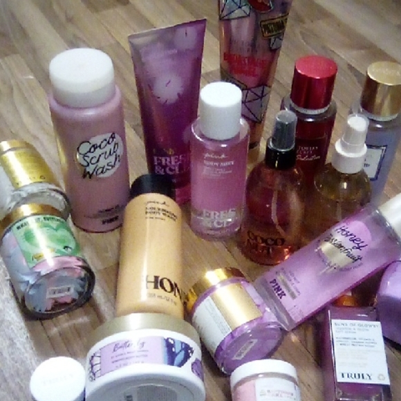 PINK Victoria's Secret Bath & Body Collection - Pink Purple Gold